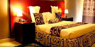 Hotel Hilltop Country Club