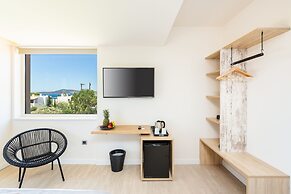 180 South Seaside Hotel