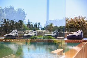 180 South Seaside Hotel