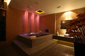 Chateau Boutique Motel