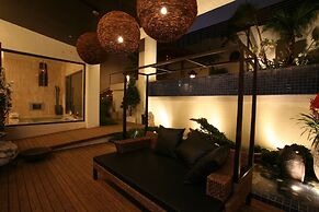 Chateau Boutique Motel