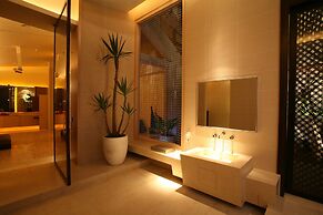 Chateau Boutique Motel