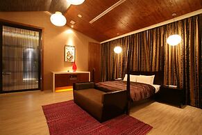 Chateau Boutique Motel