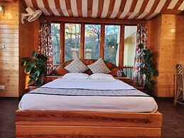 Hotel Pineview Shimla