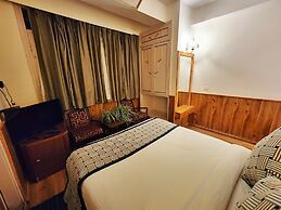 Hotel Pineview Shimla