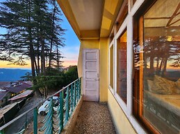 Hotel Pineview Shimla
