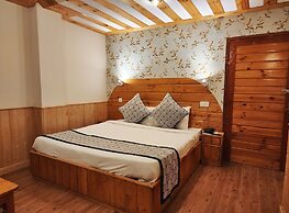 Hotel Pineview Shimla