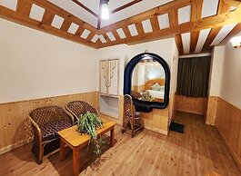 Hotel Pineview Shimla