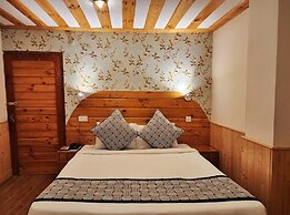 Hotel Pineview Shimla