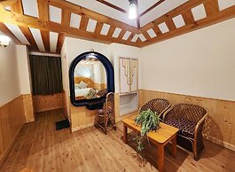 Hotel Pineview Shimla