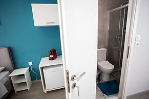 Raise Boutique Rooms in Center of Athens