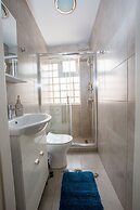 Raise Boutique Rooms in Center of Athens