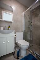 Raise Boutique Rooms in Center of Athens