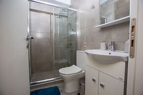 Raise Boutique Rooms in Center of Athens