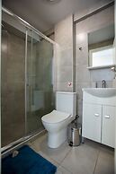 Raise Boutique Rooms in Center of Athens