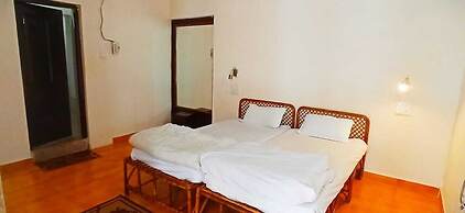 Jungle King Resort