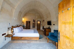 Design Cave Hotel