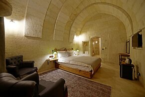 Design Cave Hotel