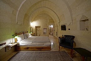 Design Cave Hotel