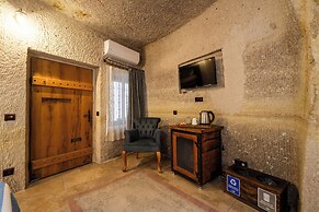 Design Cave Hotel