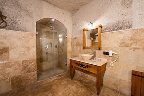 Design Cave Hotel