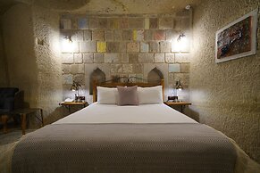 Design Cave Hotel