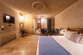 Design Cave Hotel
