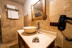 Design Cave Hotel