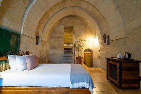 Design Cave Hotel