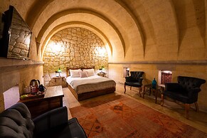 Design Cave Hotel