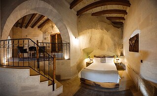 Design Cave Hotel