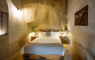 Design Cave Hotel