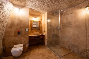 Design Cave Hotel