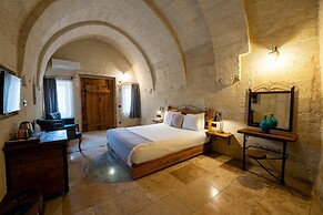 Design Cave Hotel