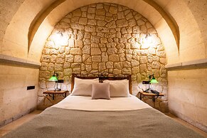 Design Cave Hotel