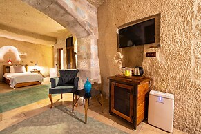 Design Cave Hotel