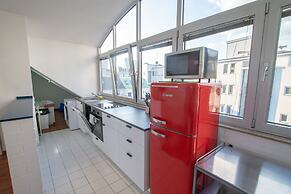 Sunny Penthouse in City Center