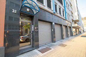 Sunny Penthouse in City Center