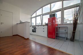 Sunny Penthouse in City Center