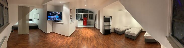 Sunny Penthouse in City Center