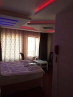 Blue Tower Suit Hotel