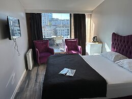 Plus Park Suite & Hotel
