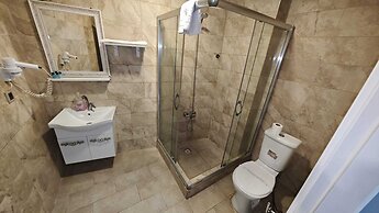 Plus Park Suite & Hotel