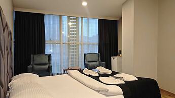 Plus Park Suite & Hotel