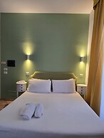 Sourire Hotel