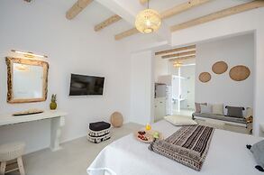 Naxos Nature Suites