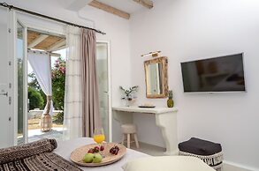 Naxos Nature Suites