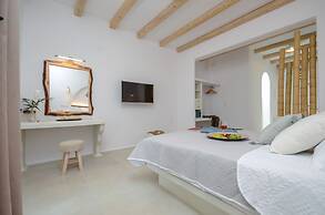 Naxos Nature Suites