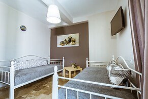 Gregory Comfort Hotel