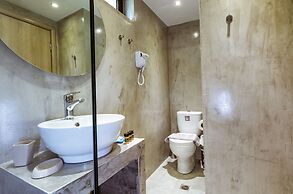 Gregory Comfort Hotel